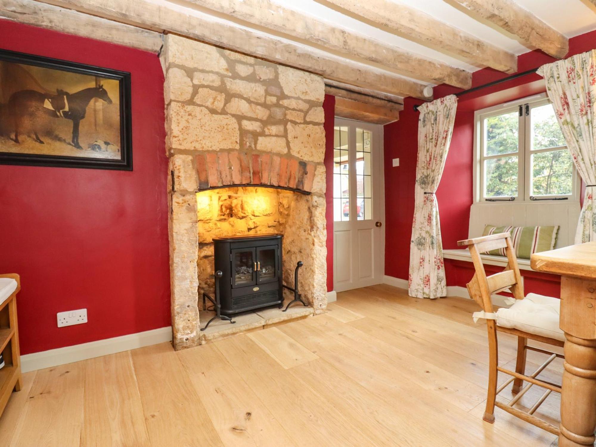 Robins Nest Villa Cheltenham Exterior photo